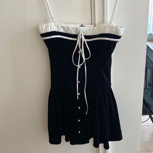 Mini Black/White Dress